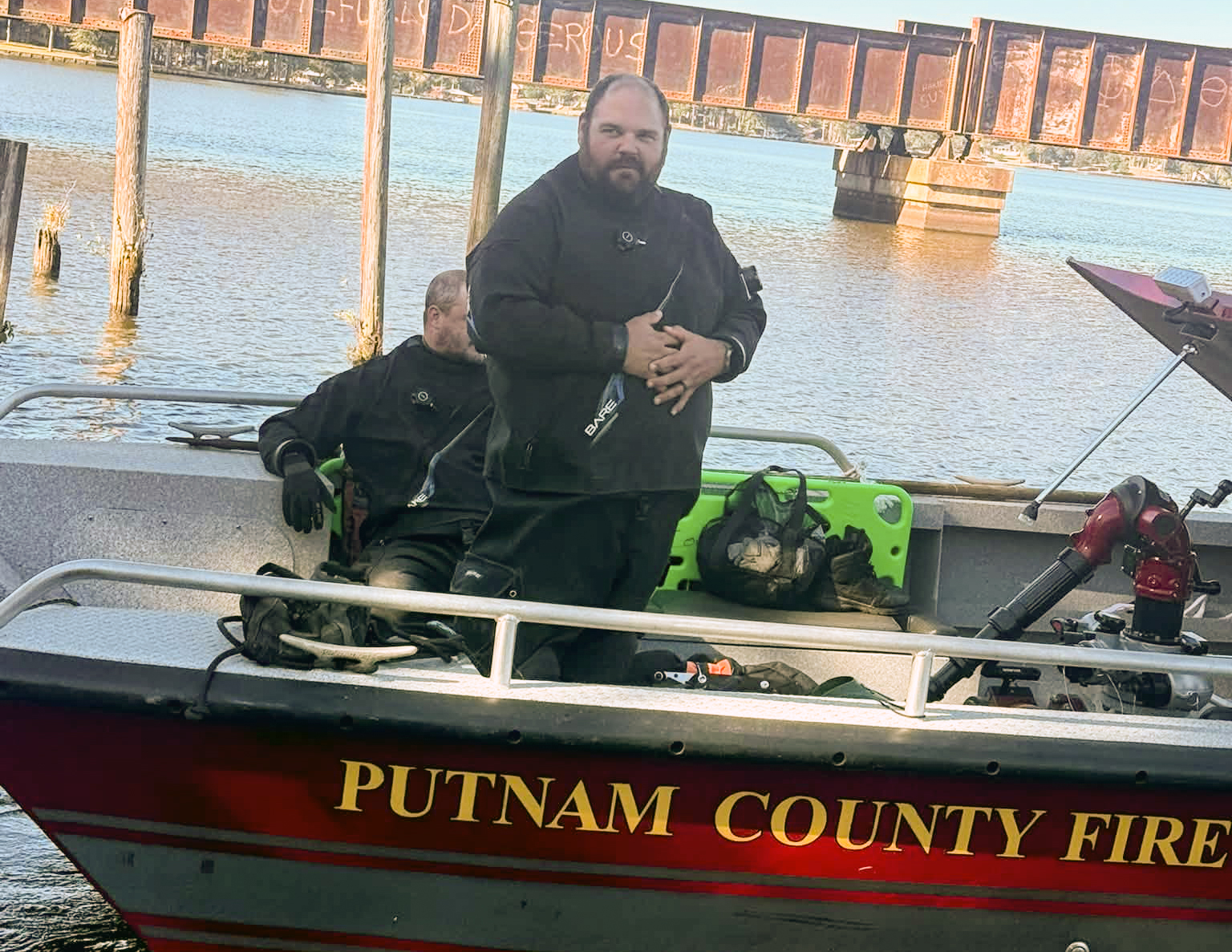 Rescue crews searching for missing boater on Lake Sinclair