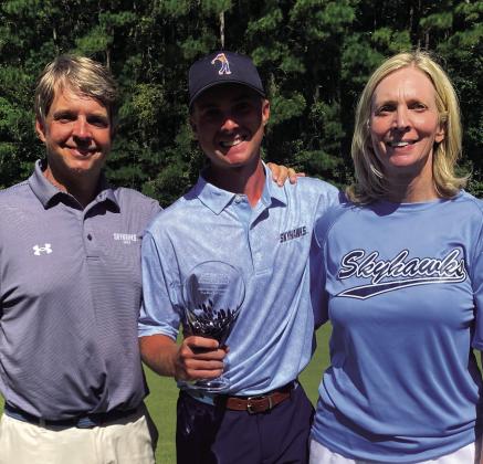 Local golfer wins Div. 1 tournament