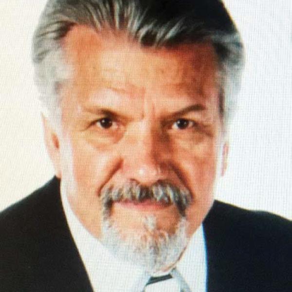 Dr. Richard Lee