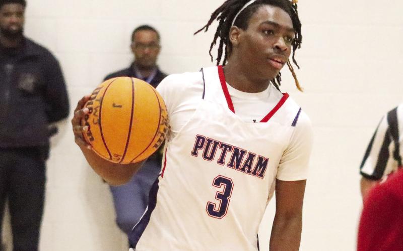 Putnam sophomore J’mari Greene (3) was named to the All-Region Second Team. LANCE McCURLEY/Staff