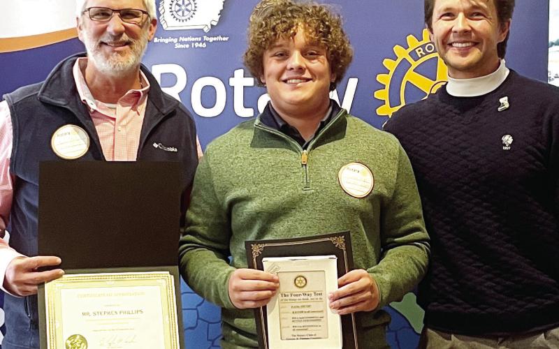 Putnam County High School‘s Stephen Philips and Jackson Dodd with Rotarian Dr. Tyler Franks. CONTRIBUTED