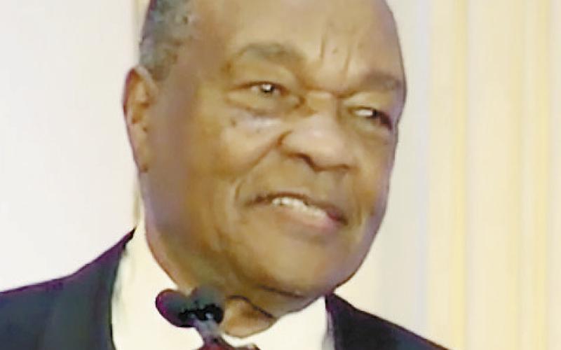 David C. Driskell delivers his acceptance speech after receiving the Lifetime Legacy Award from Skowhegan. CONTRIBUTED