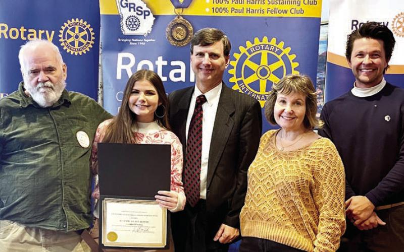 Putnam High School’s Valdis Ozols, Carolyn Thomas, Russell Thomas, Pam Thomas, and Rotarian Dr. Tyler Franks. CONTRIBUTED