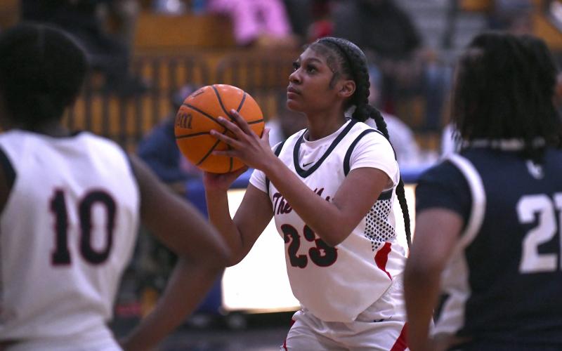 Putnam County senior forward A’Ziyah Williams gets set to attempt a free throw. IAN TOCHER/Staff