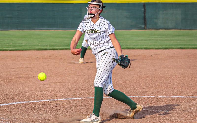 Gracie Lowery delivers a pitch in the circle for Gatewood. TREY NORRIS/Staff