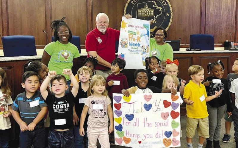 County Commission Chairman Bill Sharp welcomed the students of Mrs. Few-Farley and Ms. Kyra’s PreK class to the Putnam County Board of Commissioners meeting room. CONTRIBUTED