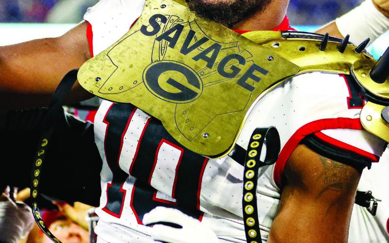 Georgia linebacker Damon Wilson II (10) puts on the savage pads after recovering a Kentucky fumble. CONOR DILLON/UGAAA