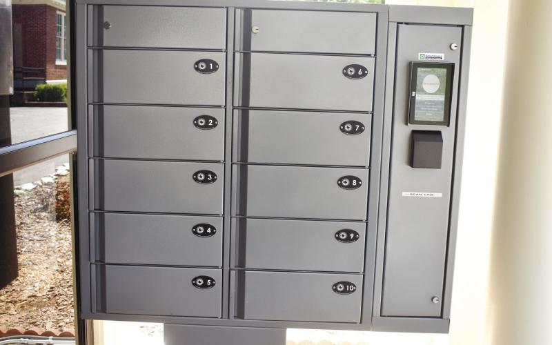 Eatonton Library off ers secure pick-up op