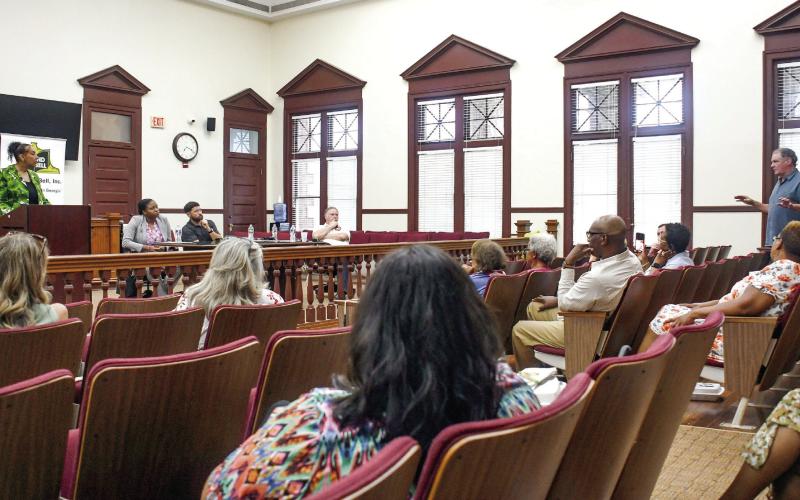 Last Tuesday, Eatonton’s historic Putnam County Courthouse was the site of the first of three scheduled community meetings to address local opioid and other addictive drug problems. Panelists gave opinions and also listened to comments from members of the public. IAN TOCHER/Staff