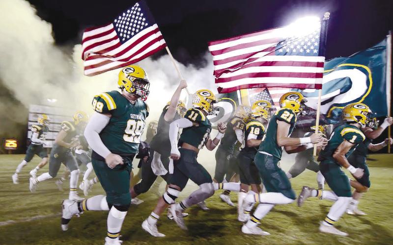 The Gators took to the field with plenty of hope on Gatewood’s Homecoming night last Friday, but eventually fell by less than a touchdown to Edmund Burke Academy. IAN TOCHER/Staff