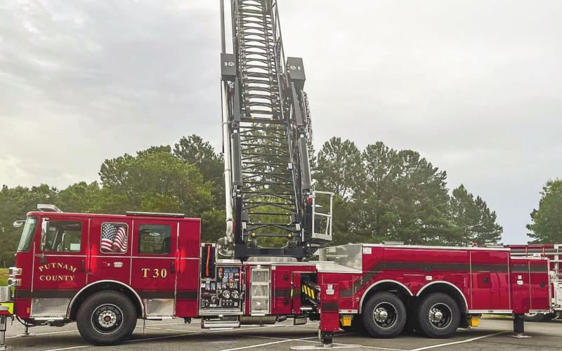 The new $1.47 million pumping system can push 2,000 gallons a minute up to the bucket, with one single-stream nozzle able to apply 1,500 gallons a minute on a fire from 75 feet away. CONTRIBUTED