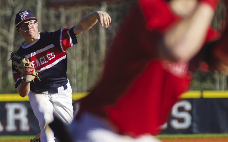 Putnam County junior Wade Johnston throws a pitch from the mound. TREY NORRIS/Staff