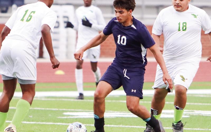 Emmanuel Meraz (10) scored three goals in Putnam County's win over Cook last week. (LANCE MCCURLEY/Staff)