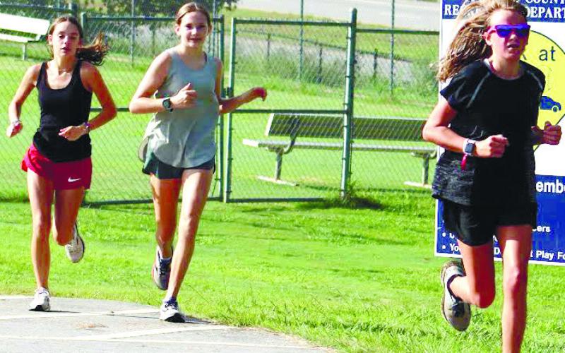Left to Right: Jade Mullis, Emma Patrick and Alyssa Pennington.