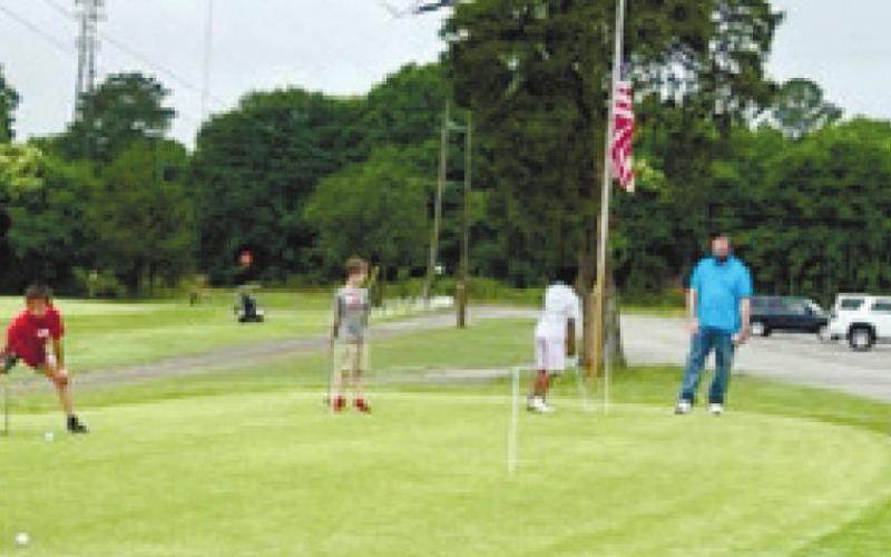 Elks host Junior Golf Clinic