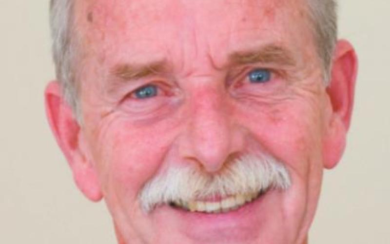 Dr. Steve Hesey
