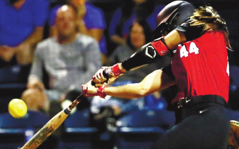 Dawgs softball adds Mosley and Fincher to All-American teams