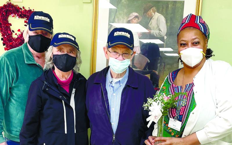 Kiwanis Club delivers Valentines to Health &amp;  Rehabilitation Center. CONTRIBUTED