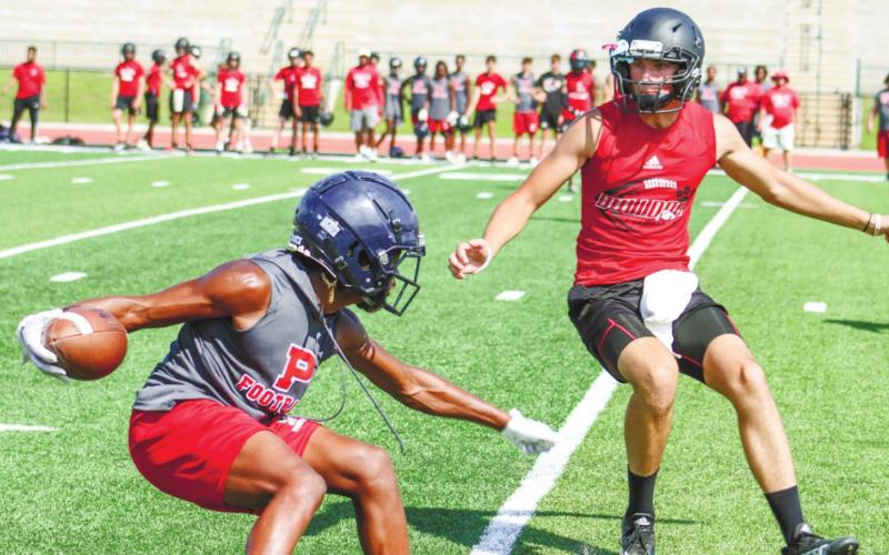 War Eagles football plays 7-on-7 at Baldwin County