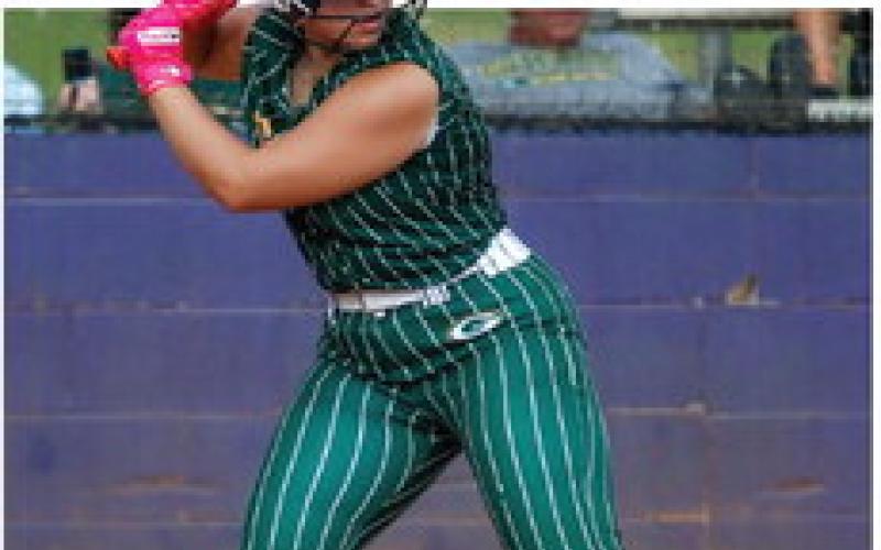 LANCE McCURLEY/Staff Senior Avery Hill has been a key contributor for the Gators this season, including a standout performance in the team’s comeback win over Athens Christian on Aug. 18.