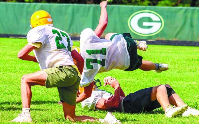 Bodies were ying as the Gatewood Gators got up to speed.