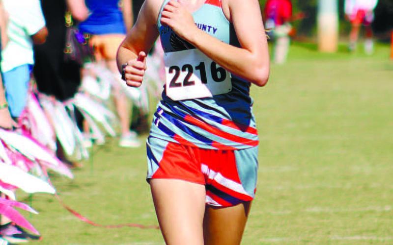 Putnam County’s Emma Patrick placed fi rst overall in the middle school Girls’ 3K run Sept. 21, at the 2022 Redskin Invitational hosted by Social Circle High School. At 13 minutes, 16 seconds, Patrick fi nished more than 41 seconds ahead of second-place McKenna Thacker, with Zoe McLeroy third. Raegan Ogden was Putnam’s next runner at 18th of 50 in the race, with Leland Fordham, Lily Armistead, and Morgan Harris also fi nishing to help PCMS to a 4th place team result. With five runners in the top 10, Lake Oc