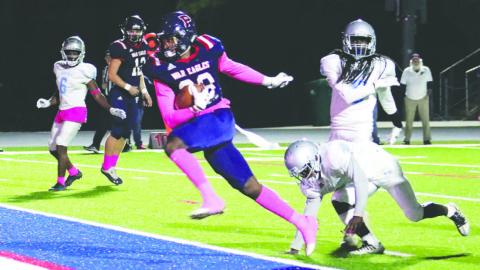 Jalon Kilgore (23) glides into the end zone past a Glenn Hills defender in Putnam County’s 48-6 win on Thursday, Oct. 6. ARELLA CASH/Staff