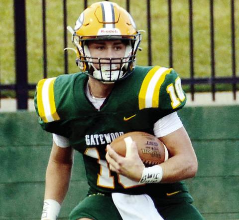 Senior quarterback Ames Johnson made the lone score for Gatewood on Friday at Briarwood. IAN TOCHER/File photo
