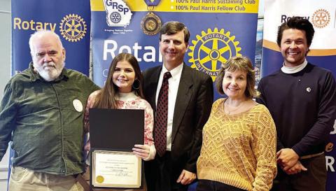 Putnam High School’s Valdis Ozols, Carolyn Thomas, Russell Thomas, Pam Thomas, and Rotarian Dr. Tyler Franks. CONTRIBUTED