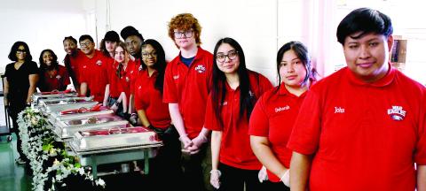 Members of Putnam County High School’s Service Leadership Class prepared and served an extensive buffet meal at the Butler-Baker Alumni Project’s annual Luncheon of Remembrance. IAN TOCHER/Staff