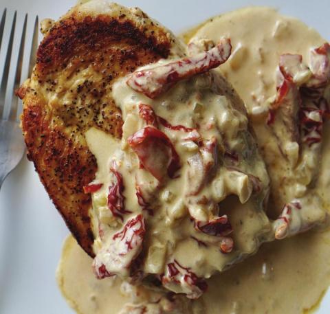 Chicken with Creamy Sun-Dried Tomato Sauce