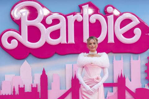 [1/2]Margot Robbie attends the European premiere of "Barbie" in London, Britain July 12, 2023. (COURTESY OF REUTERS/Maja Smiejkowska)