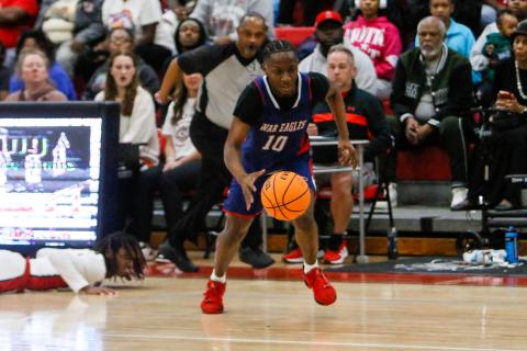 Next year, Putnam County returns Tamaud Woodson, one of the team's leading scorers last season. LANCE MCCURLEY/Staff 