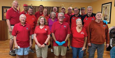 LO Elks host veterans’ pizza party