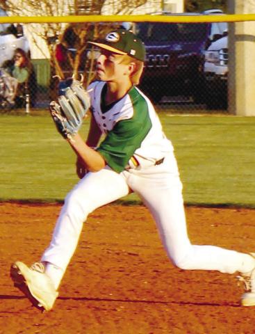 Drew Love (31) makes a play in the infield for the Gators. TREY NORRIS/Staff