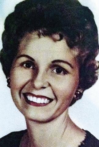 Virginia Irene Carnes McLeroy Holt