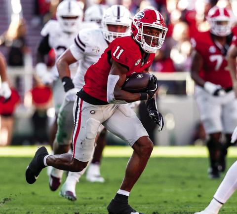 Wide receiver Arian Smith has had a monster season, racking up 412 yards with an average of 17.9 yards per catch and three touchdowns. COURTESY OF UGA ATHLETICS