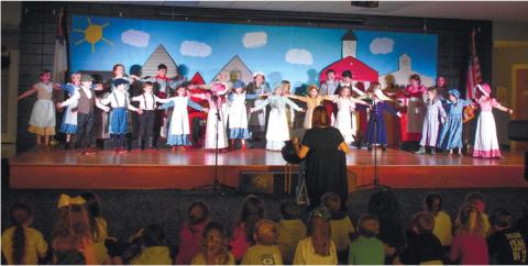 Gatewood students present ‘Stone Soup’ play. CONTRIBUTED