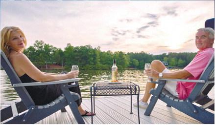 Harbor Club welcomes new residents. (File Photo)