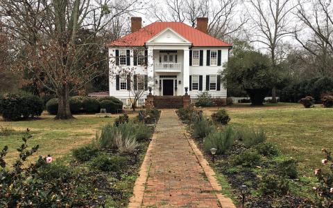 Dot2Dot Inn, located in Downtown Eatonton, is now approved to provide catering and meal services at their bed-and-breakfast. MARK ENGEL/File Photo