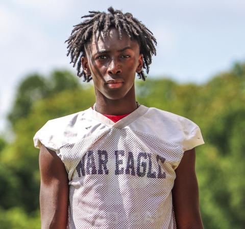 Bill Waters had a breakout game for Putnam, rushing for 170 yards and four touchdowns against the Rebels. (T. MICHAEL STONE/Staff)
