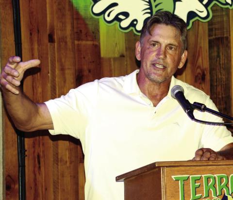 Steve Martinson, head coach and general manager for the Athens Rock Lobsters in their inaugural FPHL season, spoke Friday at Terrapin Brewery in Athens. (IAN TOCHER/Staff)