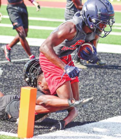 War Eagles football plays 7-on-7 at Baldwin County