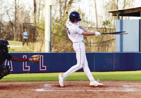 Dakota Jones (15) drives the ball up the middle for Putnam County. ARELLA CASH/Staff