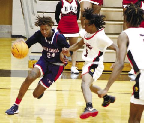 War Eagles scrimmage before season opener