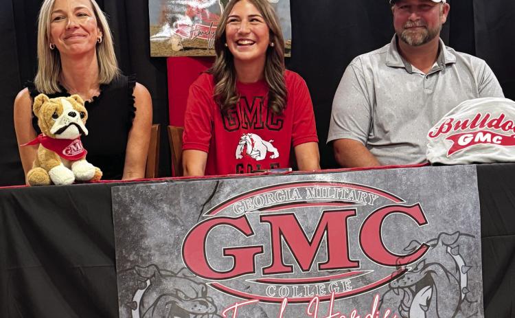 Putnam County’s Emily Hardie recently signed to continue her golf career at Georgia Military College in Milledgeville. CONTRIBUTED